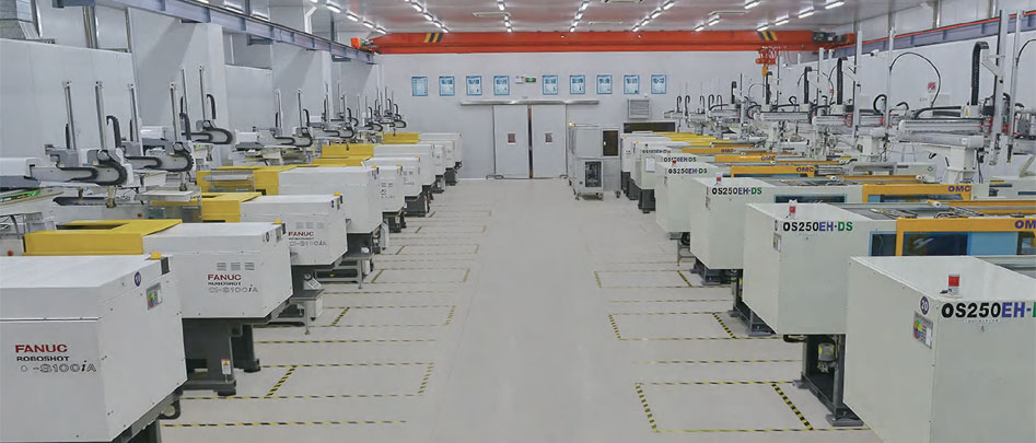 Fully automatic injection molding, high precision